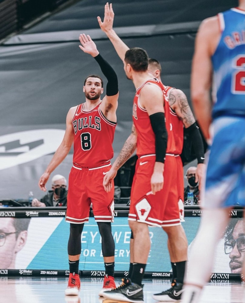 包含Karsa爆冷击败MAD，败北引爆全场！的词条开云体育官网