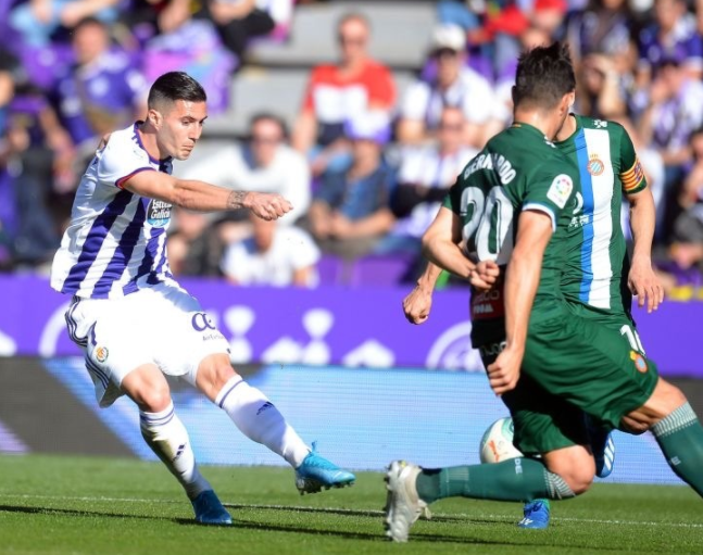 Doinb迎来三赛季高光表现，加拿大队球迷沸腾！的简单介绍开云APP