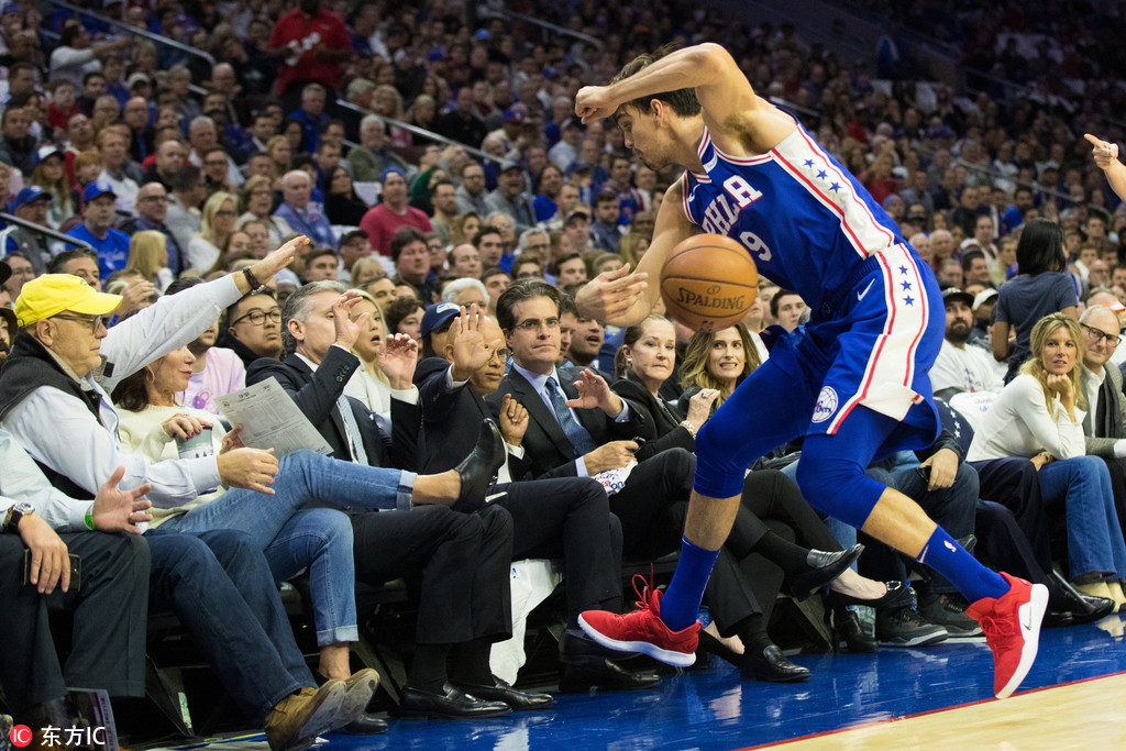 法兰克福训练开放日，关键时刻临场应变引欢呼，欧超杯在即，赛程密集仍需轮换的简单介绍开云体育官网